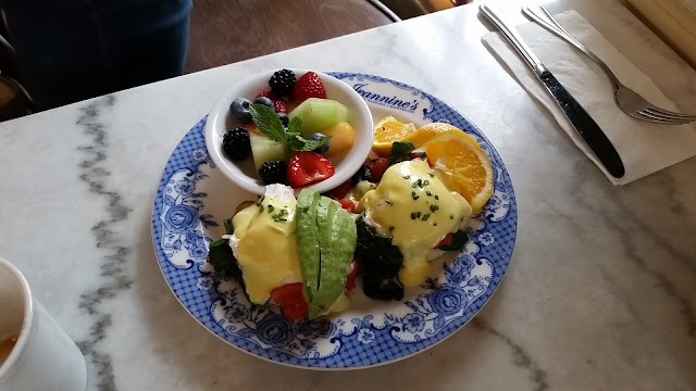 Jeannine's Restaurant & Bakery