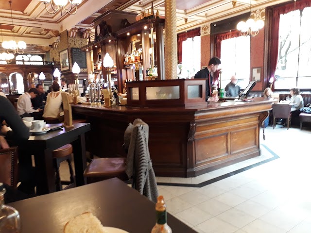 Cafe Royal