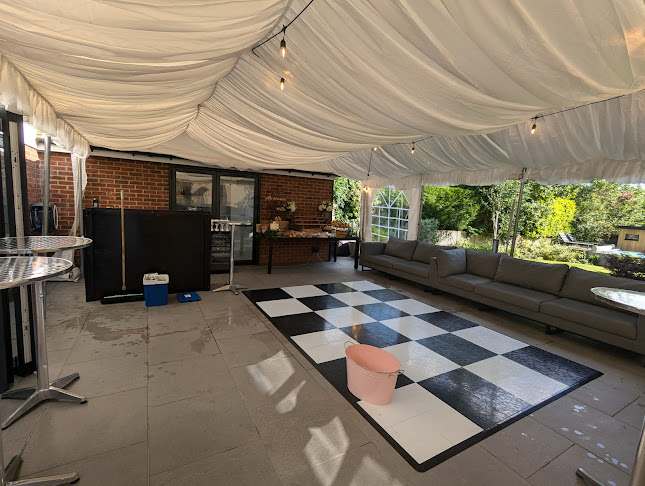 Comments and reviews of Watford Marquees -Marquee, Furniture, Party & Wedding Equipment Hire