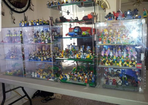 TILICHES AND TOYS - Thumbnail