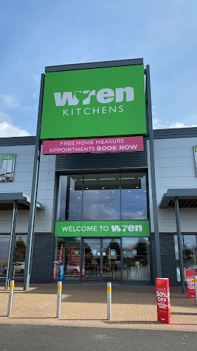 Wren Kitchens - Interior designer