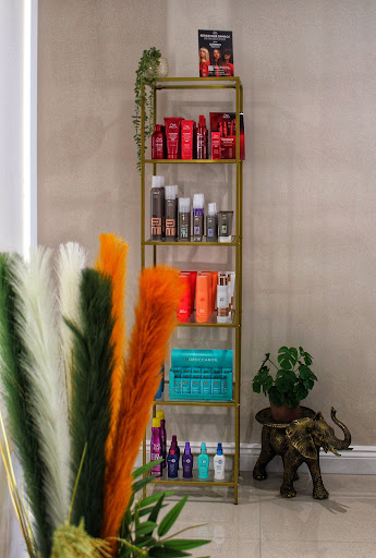 Carter Ireland hair studio - Thumbnail