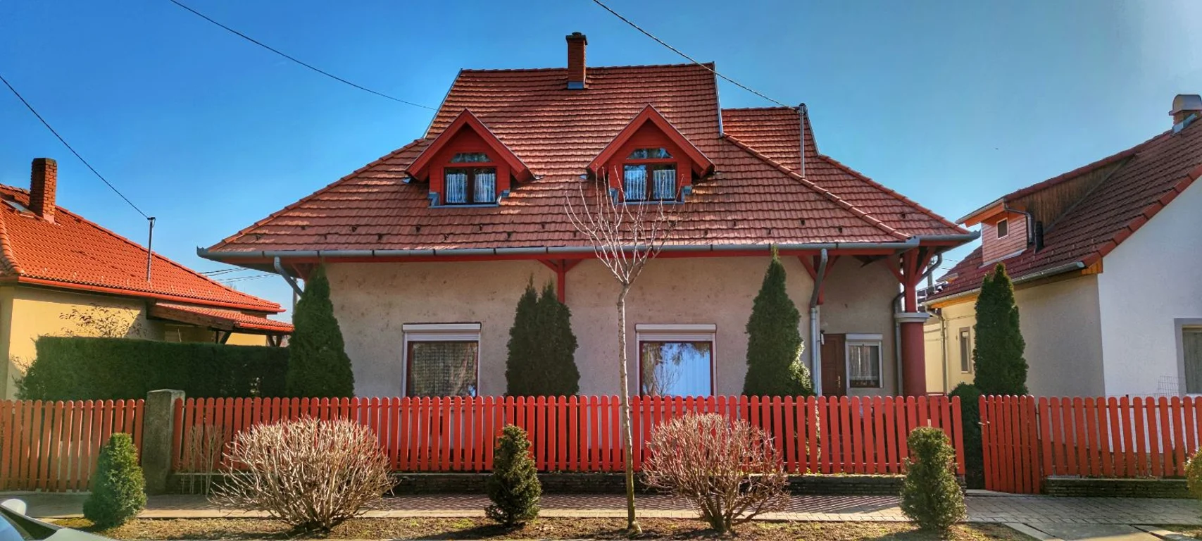 Komlai Apartmanház