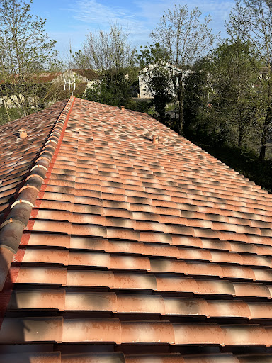 Photo de AG pro multiservice à Azay-le-Brûlé (79400)