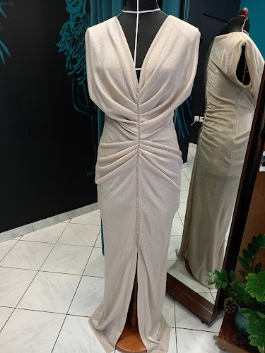 Lena's & Ioulia's Repairs, Επιδιορθώσεις Ρούχων Πετρούπολη