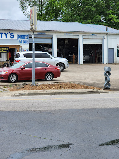 Sparky Lube and Tire - Thumbnail