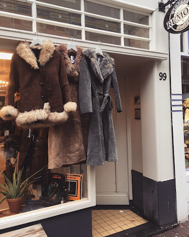 Rumors Vintage & Design by null