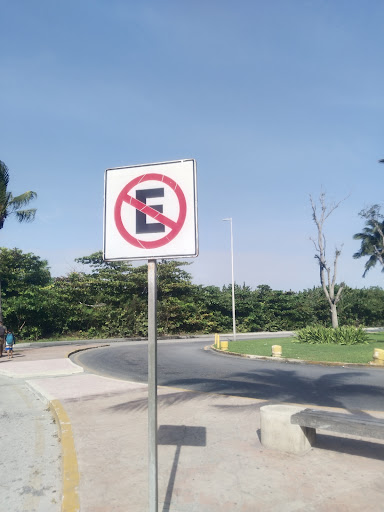Bus Stop for R1/R2 buses Gallery - Mexico