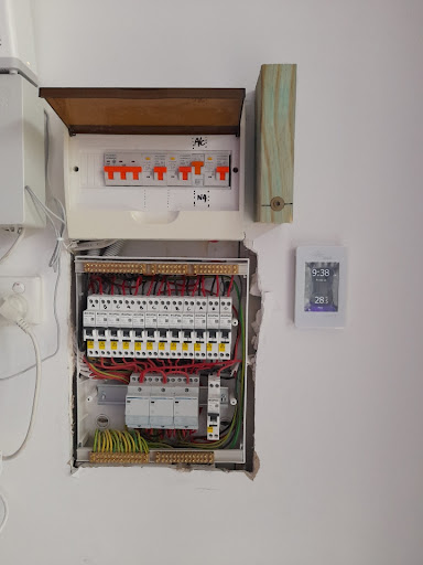 Flash Electrical and Data - Thumbnail
