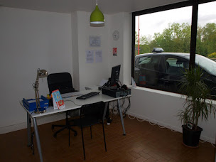 Photo n°4 de T.S.F. CONDUITE auto école à Saint-Domineuc (Auto-école)