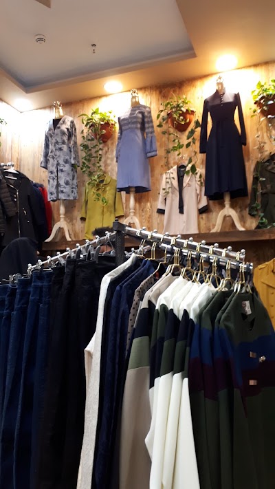 Photos of Ferdowsi 2 Shopping Center