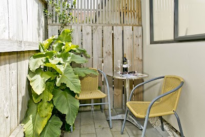 Photos of Ballinor Motor Inn