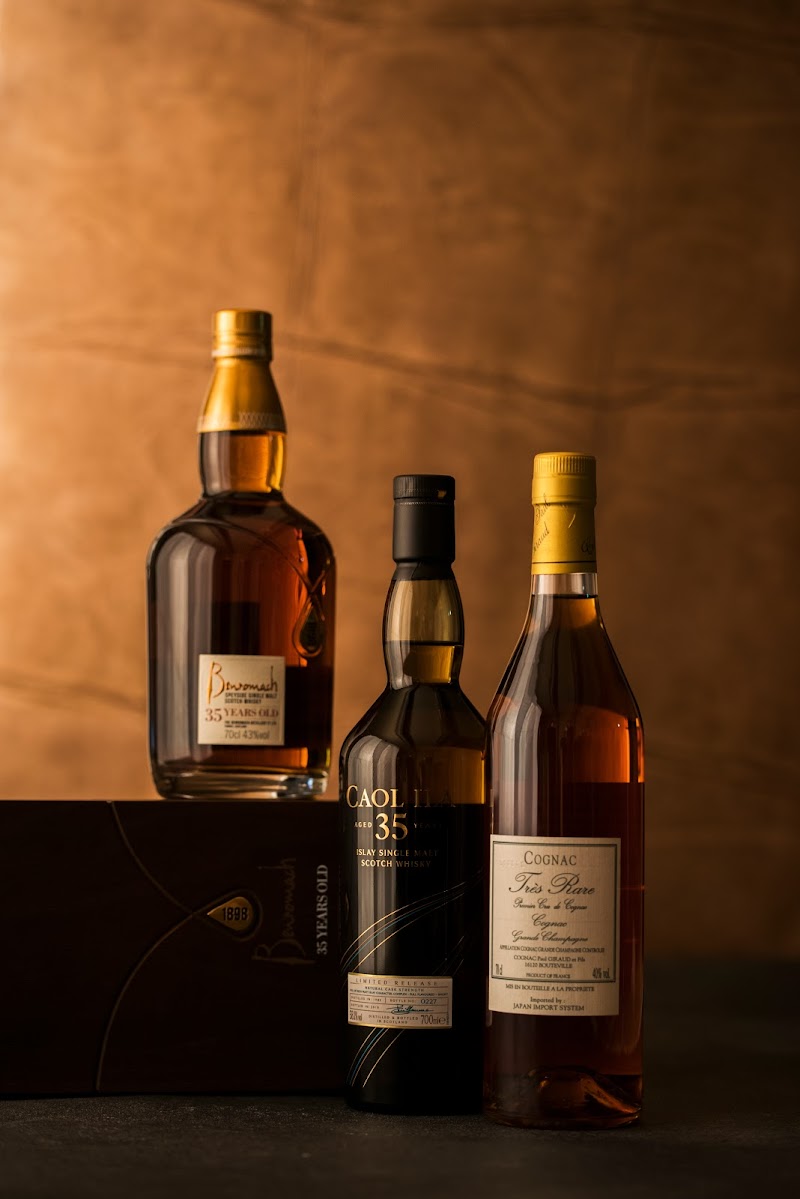 バー「カルーザル」