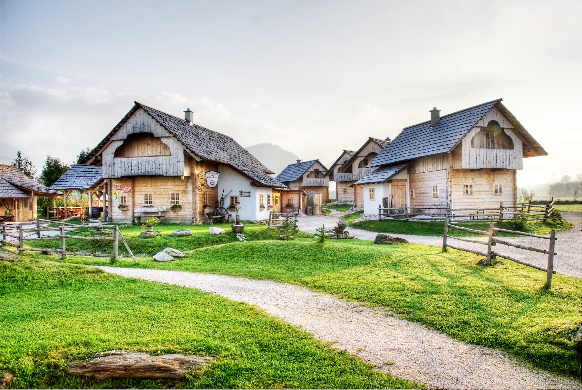 Im Dörfl anno 1873 - Camping // Hütten // Wirtshaus