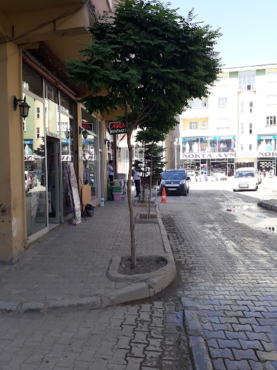 Photos of &Ouml;zalp Halk Pazarı