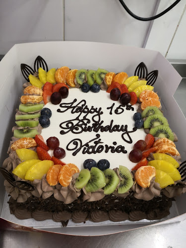 Egg Free Cake Box - Reading - Bakery