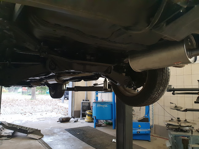 USŁUGI SAMOCHODOWE ORZEŁ LAKIERNIA BLACHARNIA WULKANIZACJA - Mechanik samochodowy