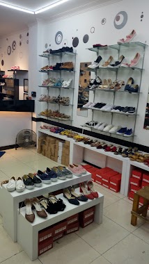 Belivin Store - Toko Sepatu Fashion Bekasi, Author: Febry Dhaniel