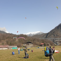 Photo n°26 de Ascendance Parapente Chamonix à Chamonix-Mont-Blanc (Centre de sports d'aventure)