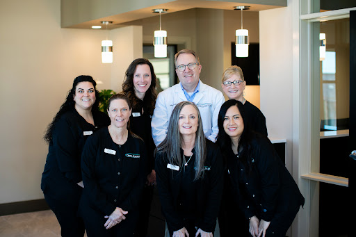Dental Solutions: Dr. Mark Curtis DDS - Thumbnail