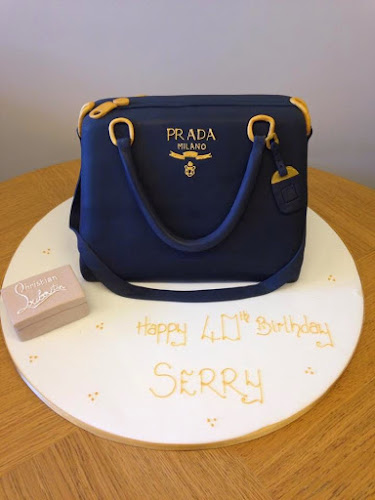 https://www.crowtherscakestudio.co.uk/