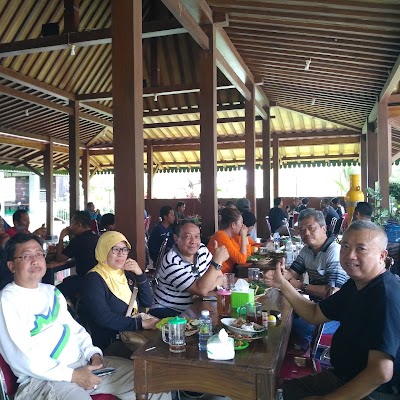 Photos of Waroeng Ingkoeng Djawa Imogiri