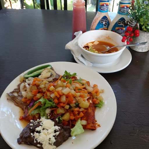 Tapanco'S Restaurant - Thumbnail