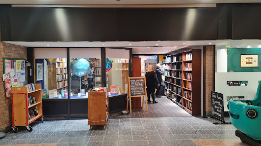 GET Book Store - Visual