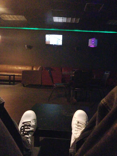 Clouds Hookah Lounge - Thumbnail