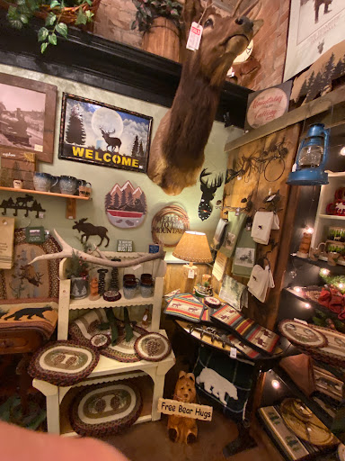 Rustic Woods - Visual