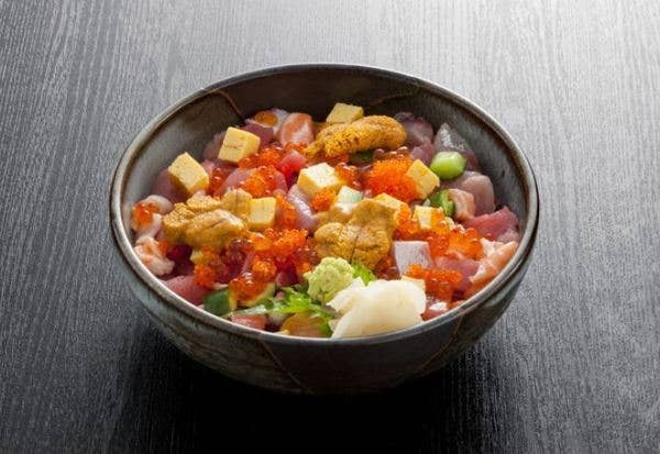 沼津魚がし鮨 流れ鮨 藤枝駅南口店