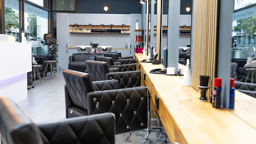 Friseur Goldene Locke