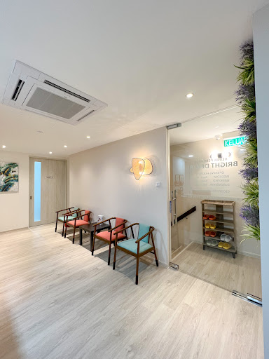 Bright Dental ( Children & Invisalign)