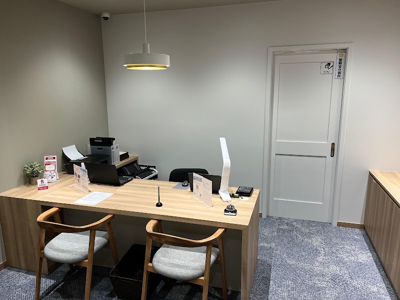 KOMEHYO（コメ兵）買取センター南森町