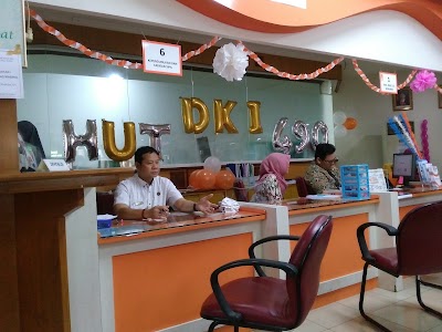 Photos of Walikota Jakarta Pusat