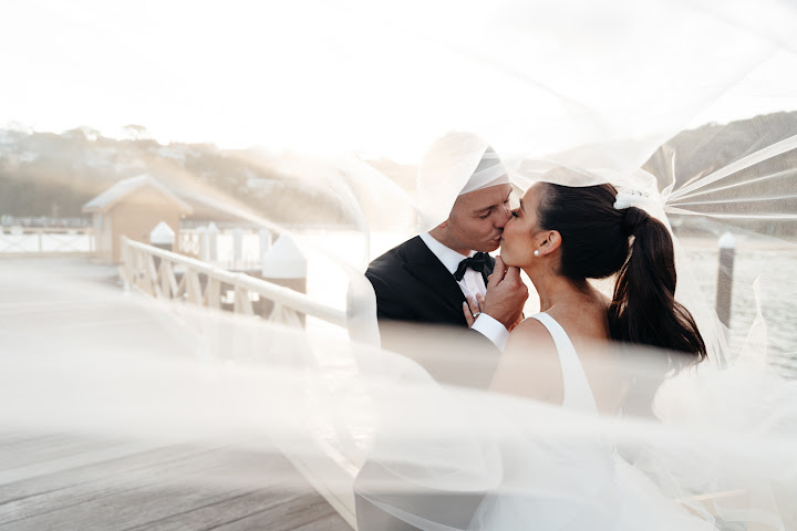 Lonely Hunter Weddings by null