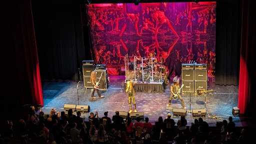 Hendricks Live! - Visual