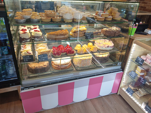 Riverview Bakery - Visual