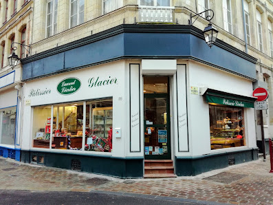 Pâtisserie Lécolier 99 Rue des Ferronniers, 59500 Douai, France