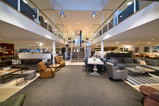 Meubelwinkel Verdouw Wonen & Slapen | Banken| Stoelen| Vloeren - Thumbnail