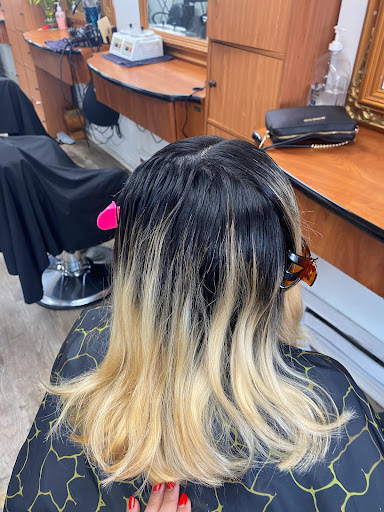 Johana’s Hair Salon Gallery - United States