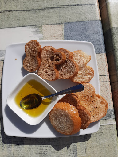 1401 Lunch & brood - Thumbnail