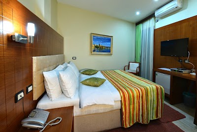 Photos of City Hotel Tirana
