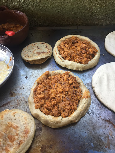 Ricas Gorditas "Doña Chuy" - Thumbnail
