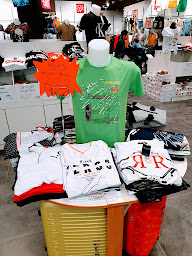 Photo n°39 de Centre Commercial Grand Angle à Montreuil (Centre commercial)