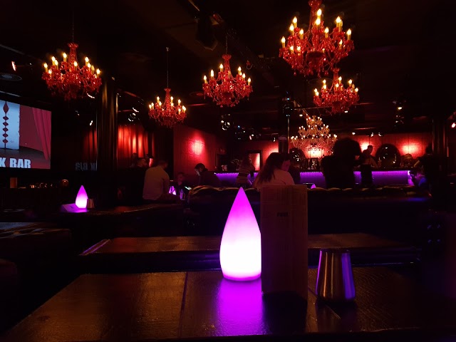Le Punk Bar