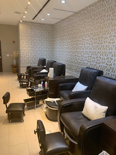 Fairfax Corner Salon And Spa interior view