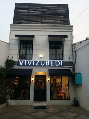 VIVI ZUBEDI BUTIQUE, Author: juli yanti