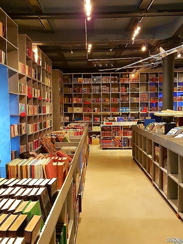 Le Village Du Livre / Le-Livre