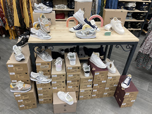 Photo n°3 de Imajeans Gueret à Guéret (Magasin de vêtements pour femmes)